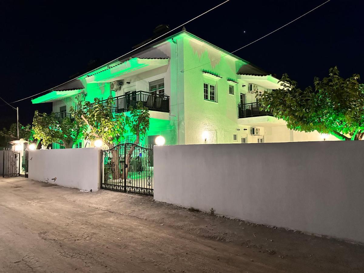 Mesangala Sunrise Apartment Nea Mesagkala Exterior photo